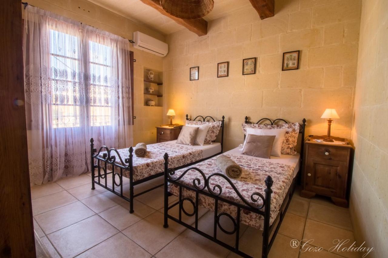 Ta Lilly Xaghra Villa Buitenkant foto