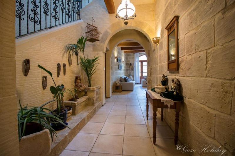 Ta Lilly Xaghra Villa Buitenkant foto